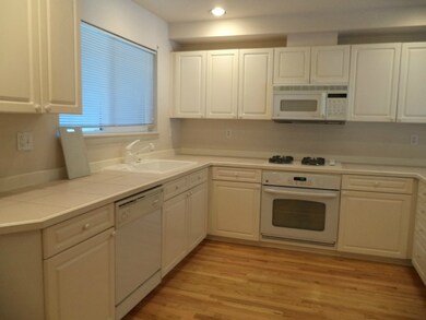 1402 NW 202nd Ln, Shoreline, WA 98177 - photo 7