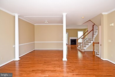 2448 Founders Way, Herndon, VA 20171 - photo 4