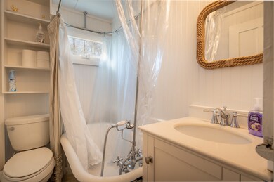 4 Winemack St, Oak Bluffs, MA 02568 - photo 7