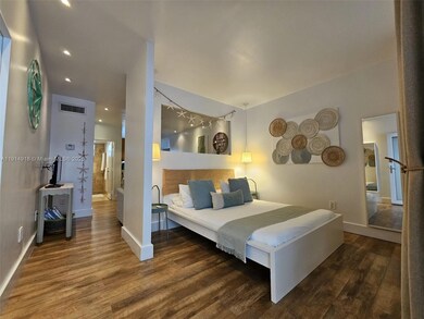 751 Collins Ave unit 3, Miami Beach, FL 33139 - photo 2