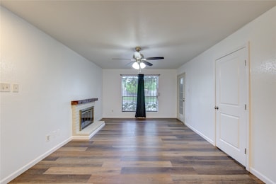 2110 Wilcrest Dr unit 140, Houston, TX 77042 - photo 7