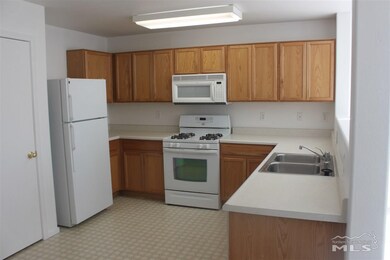 8774 Sunset Breeze Dr, Reno, NV 89506 - photo 6