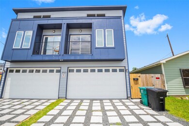 3923 Yale St unit B, Houston, TX 77018 - photo 2