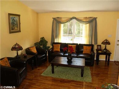 26700 Oxford Rd, Ruther Glen, VA 22546 - photo 2