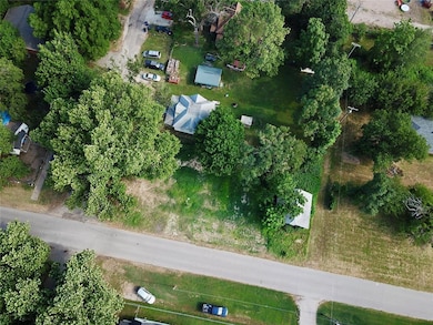 323 S Park Ave, Shawnee, OK 74801 - photo 4