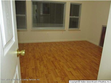 227 Dubois Ave, Staten Island, NY 10310 - photo 7