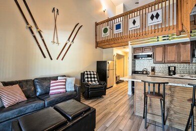 36 Lodge Rd unit C-313, Lincoln, NH 03251 - photo 2