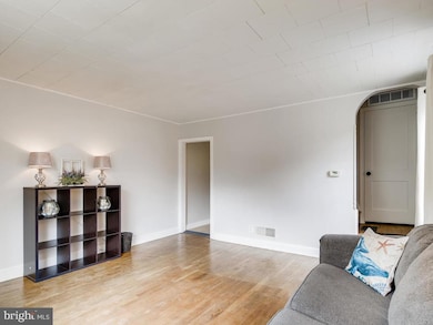 8438 Oakleigh Rd, Parkville, MD 21234 - photo 7