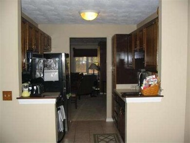 145 Laurelwood Dr unit 145, Hopedale, MA 01747 - photo 4