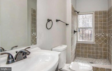 744 Dolphin St unit 2, Baltimore, MD 21217 - photo 4