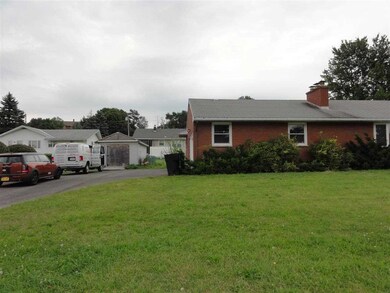 20 Crestwood Ave, Troy, NY 12180 - photo 4