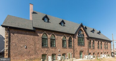 141 Krams Ave unit 5, Philadelphia, PA 19127 - photo 2