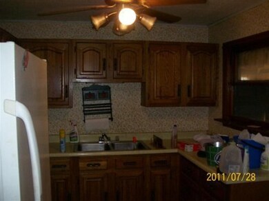 1308 Greenway St, La Porte, IN 46350 - photo 5