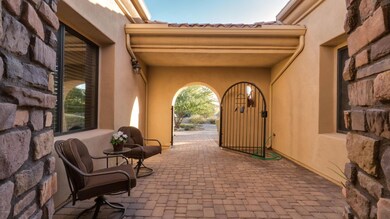 10710 E Gary Ln -13