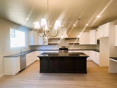 CAS 21 Kitchen