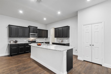 1521 Grassy Meadows Dr, Joshua, TX 76058 - photo 5