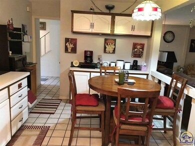 3110 SW Randolph Ave, Topeka, KS 66611 - photo 6