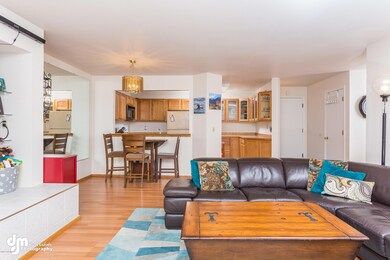 Living Room 1135-FULL