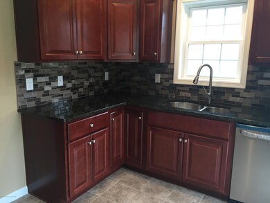 33 Railroad Unit A St, Moosic, PA 18507 - photo 4