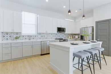 2805 Weisenberger St unit 502, Fort Worth, TX 76107 - photo 6