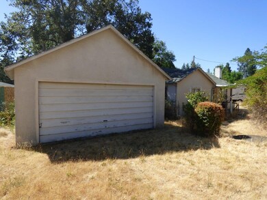 Front of Garage