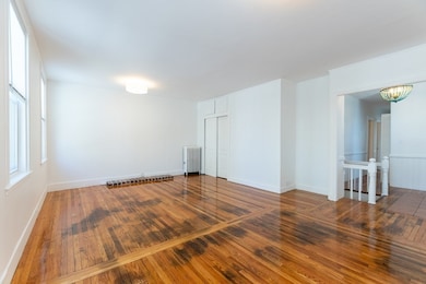 859 1/2 E Broadway unit 2, Boston, MA 02127 - photo 3