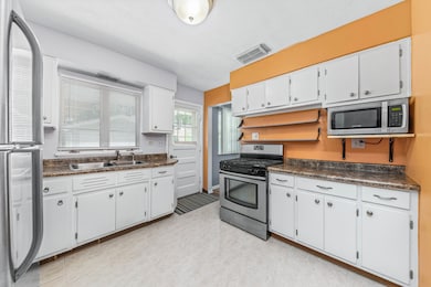 1457 N Eagle St, Naperville, IL 60563 - photo 4