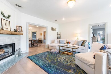 2613 S Chase Ct, Burleson, TX 76028 - photo 4