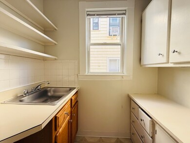 35 Kingston St unit 1, Somerville, MA 02144 - photo 3