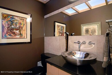 710 E Durant powder room