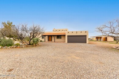 1041 N Calle Rinconado, Vail, AZ 85641 - photo 4
