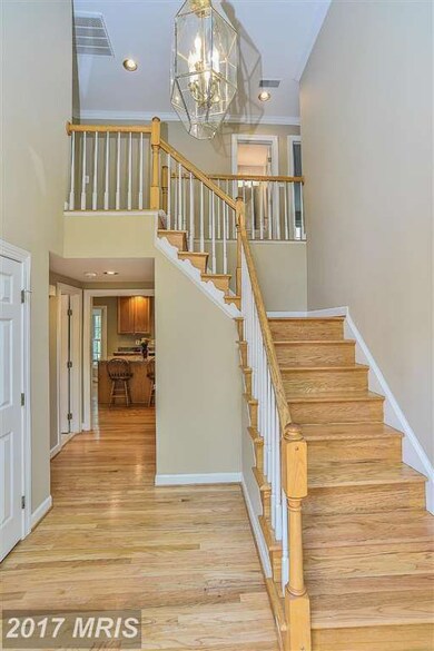 15399 Martins Hundred Dr, Centreville, VA 20120 - photo 3