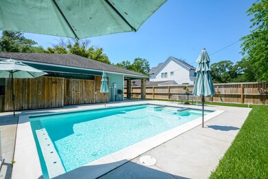 2002 Chippendale Rd, Houston, TX 77018 - photo 4