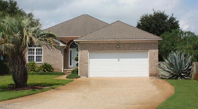 508 Shell Dr 2 Outside