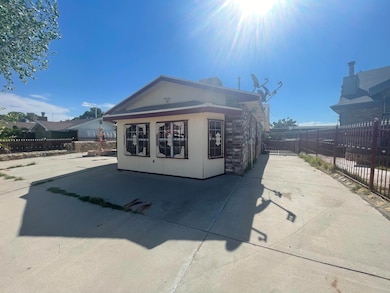 100 Lago Grande Dr, Horizon City, TX 79928 - photo 4