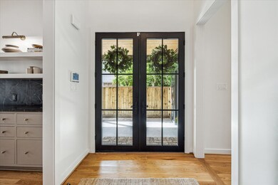 415 Aurora St, Houston, TX 77008 - photo 5