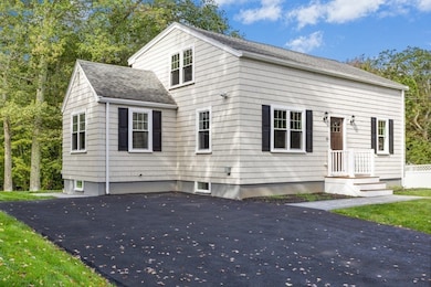 30 Hamilton Rd, Northborough, MA 01532 - photo 2