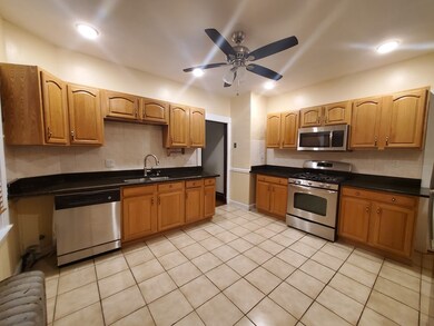 50 Wainwright St unit 2, Dorchester Center, MA 02124 - photo 3