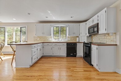 16 Camelot Dr, Hingham, MA 02043 - photo 6
