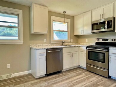 17 Valhalla Dr, Nashua, NH 03062 - photo 5