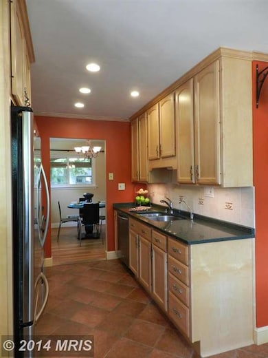 14019 Bauer Dr, Rockville, MD 20853 - photo 6