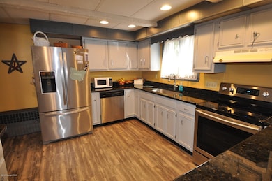 99 North Ave, Jim Thorpe, PA 18229 - photo 2