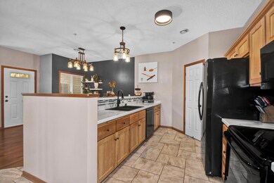 198 Morgan Ln, Circle Pines, MN 55014 - photo 7