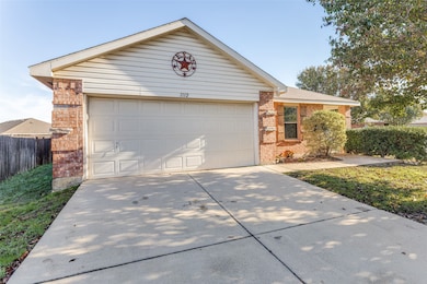 1112 Day Dream Dr, Haslet, TX 76052 - photo 3