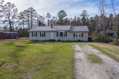 225 Lakewood Dr, Jacksonville, NC 28546 - photo 3