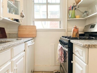 19 Agassiz St unit 22, Cambridge, MA 02140 - photo 7