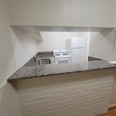 1801 Cortlandt St unit 7, Houston, TX 77008 - photo 6