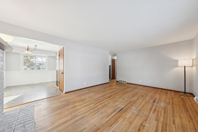 2912 W 88th St, Minneapolis, MN 55431 - photo 5