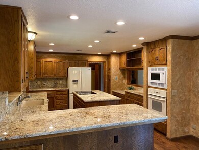 Brent kitchen 1