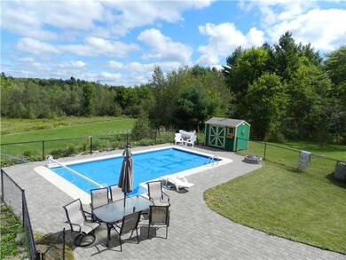 Swimming Pool/Hot Tub/Sauna. IN...